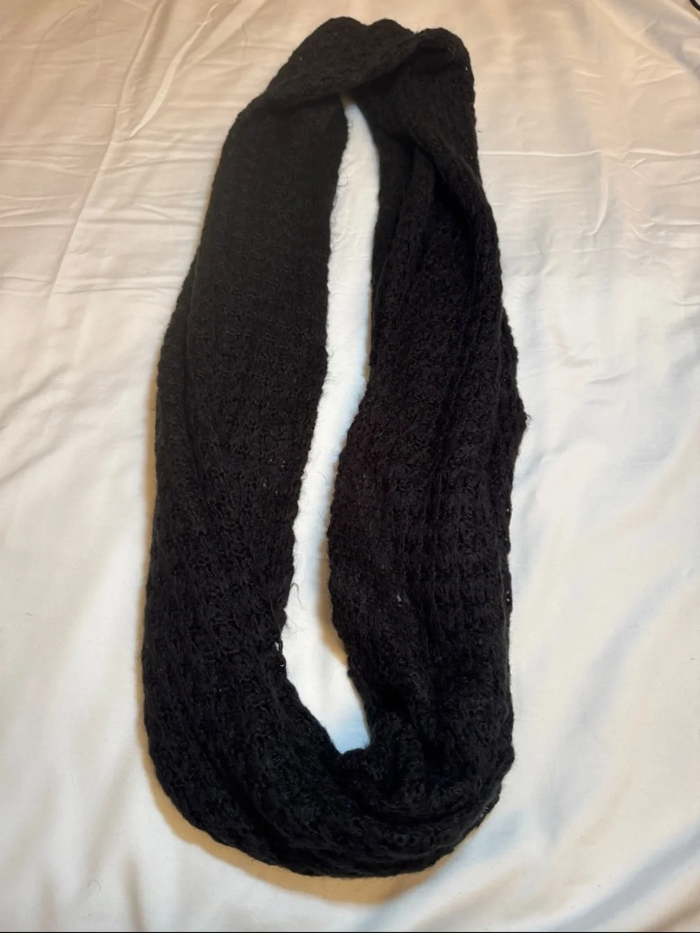 Cotton On Black Knit Infinity Scarf